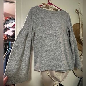 Women’s bell sleeve gray sweater